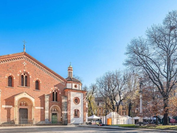 appartamento in vendita a Milano in zona Bocconi