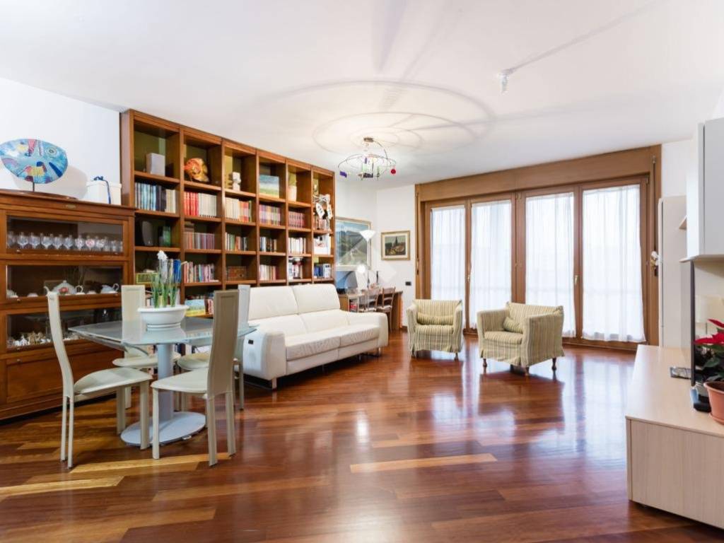 appartamento in vendita a Milano in zona Bicocca