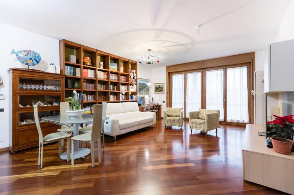 appartamento in vendita a Milano in zona Bicocca