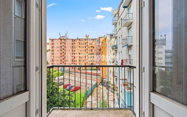 appartamento in vendita a Milano in zona Calvairate