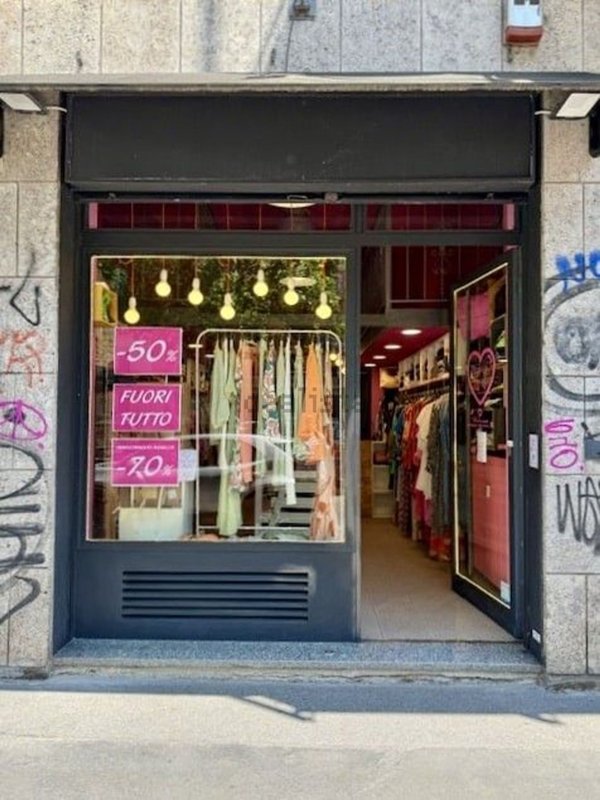 negozio in vendita a Milano