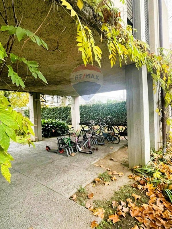 appartamento in vendita a Milano in zona Lambrate