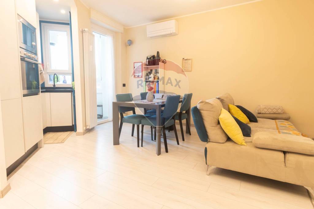 appartamento in vendita a Milano in zona Porta Vittoria
