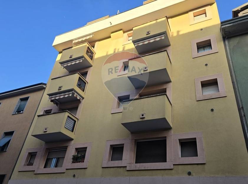 appartamento in vendita a Milano in zona Dergano