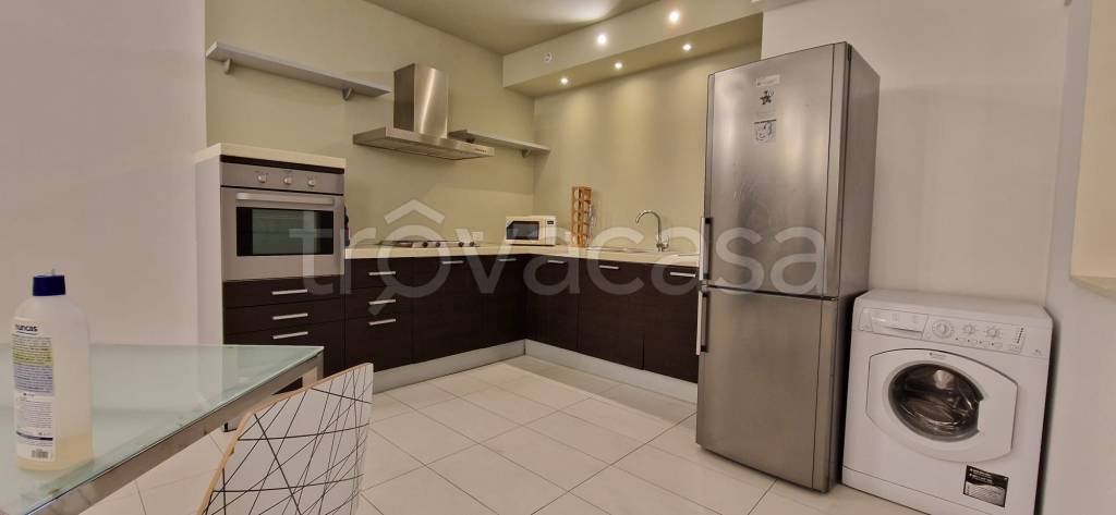 appartamento in vendita a Milano in zona Porta Venezia