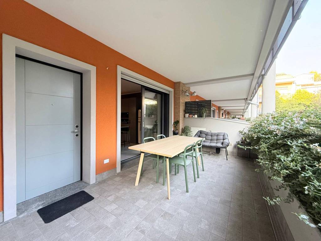 appartamento in vendita a Milano in zona Vigentino