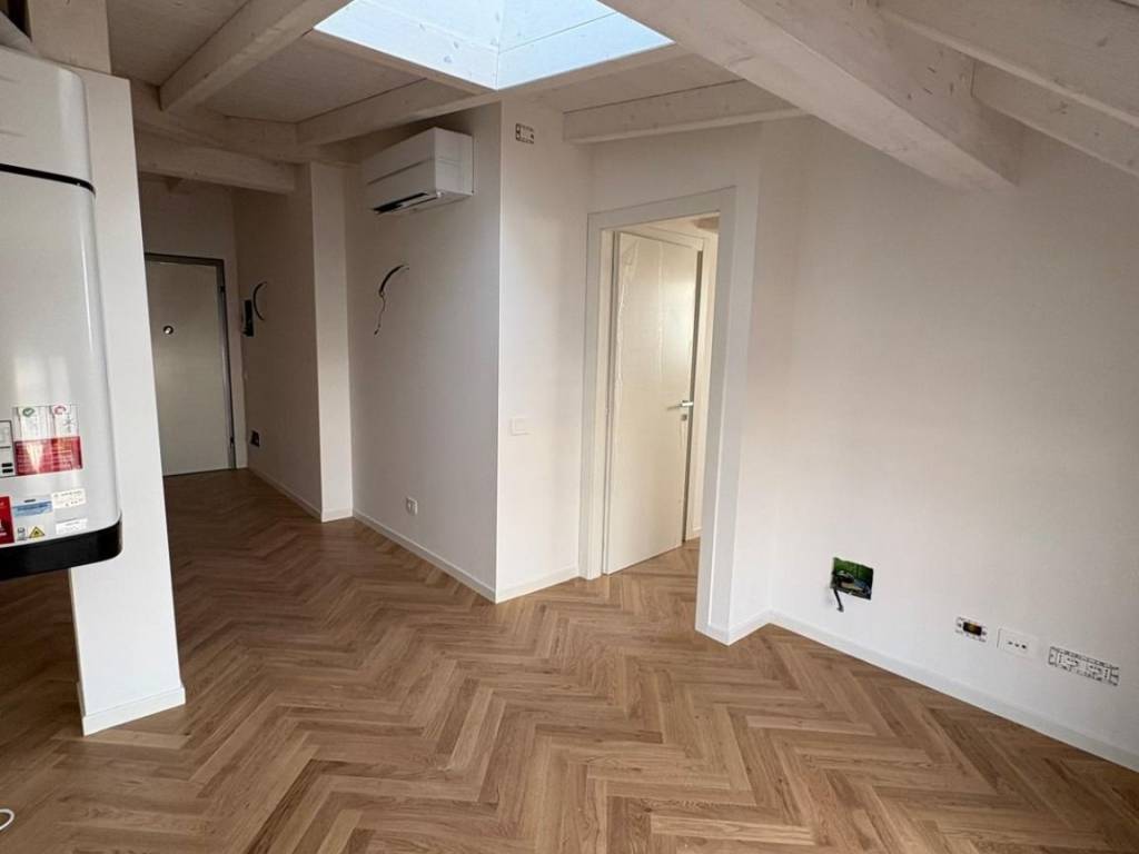 appartamento in vendita a Milano in zona Trenno