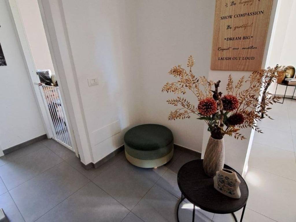 appartamento in vendita a Milano in zona Quarto Oggiaro