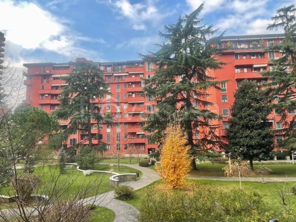 appartamento in vendita a Milano in zona Piazzale Lodi