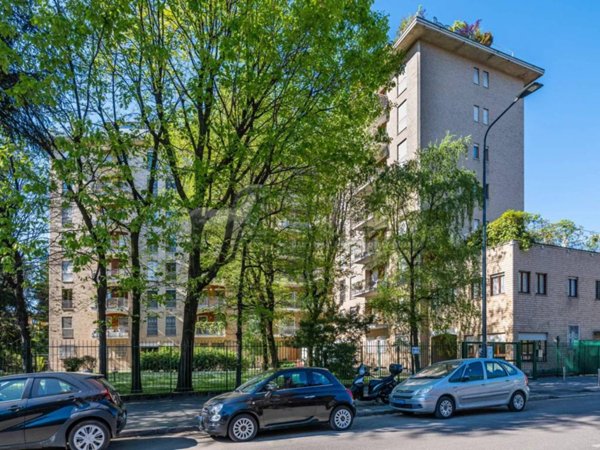 appartamento in vendita a Milano in zona Maggiolina