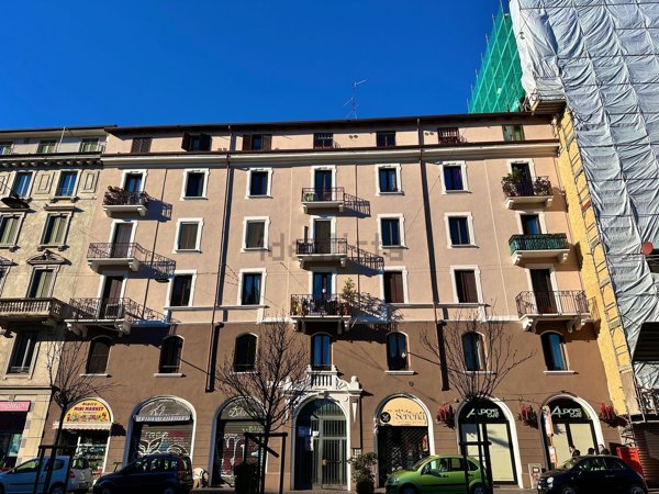 casa semindipendente in vendita a Milano