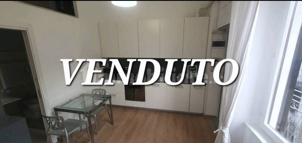 appartamento in vendita a Milano in zona Bocconi