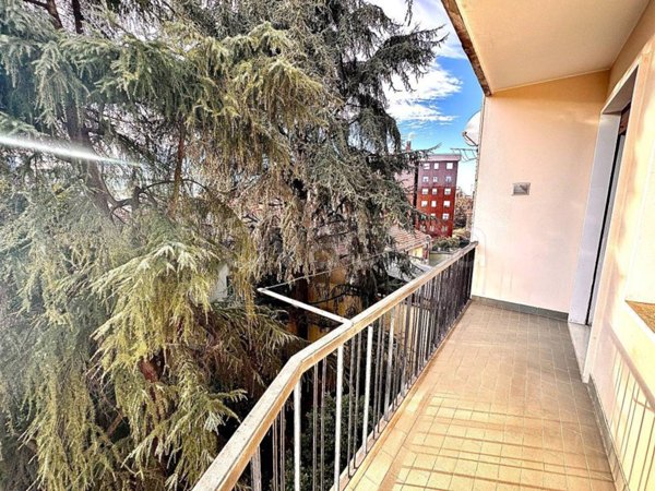 appartamento in vendita a Milano in zona Il Portello