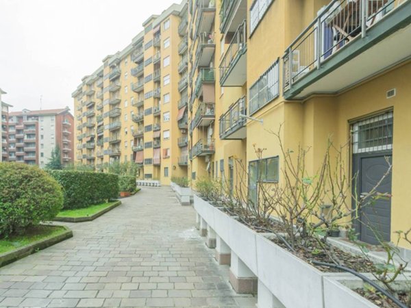 appartamento in vendita a Milano in zona Gorla