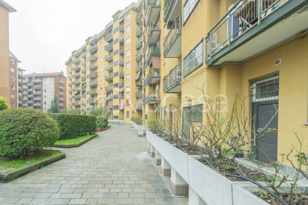 appartamento in vendita a Milano in zona Gorla