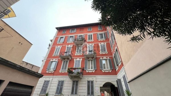appartamento in vendita a Milano in zona Piazzale Lodi