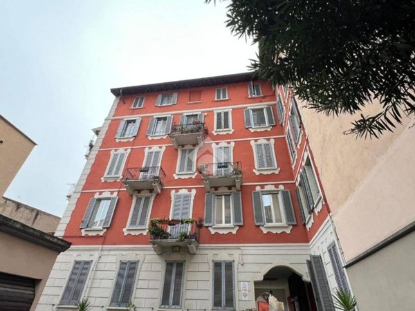 appartamento in vendita a Milano in zona Piazzale Lodi