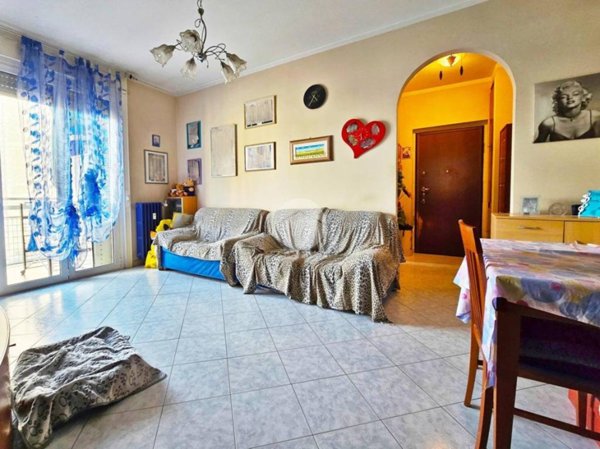 appartamento in vendita a Milano in zona Prato Centenaro