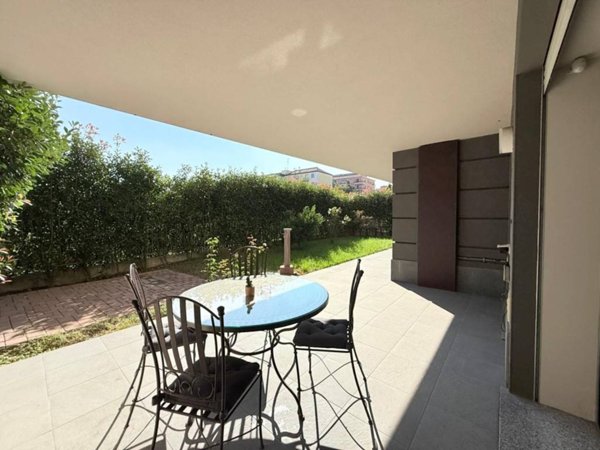 appartamento in vendita a Milano in zona Vigentino