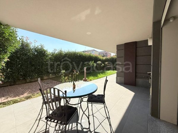 appartamento in vendita a Milano in zona Vigentino