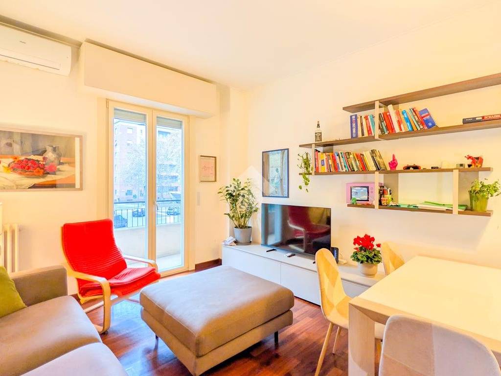 appartamento in vendita a Milano in zona Porta Vittoria