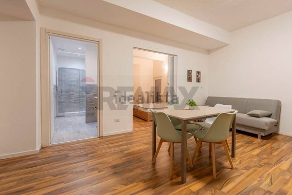 appartamento in vendita a Milano in zona Bocconi