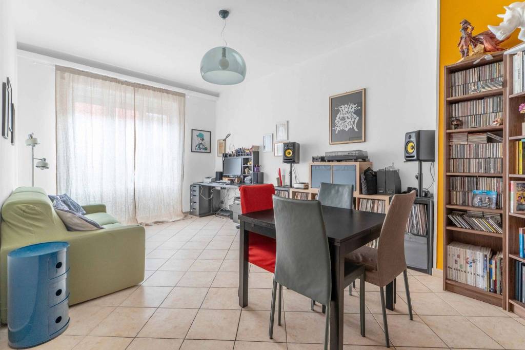appartamento in vendita a Milano in zona Chiesa Rossa