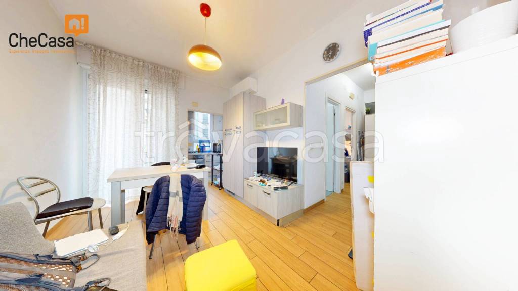 appartamento in vendita a Milano in zona Loreto