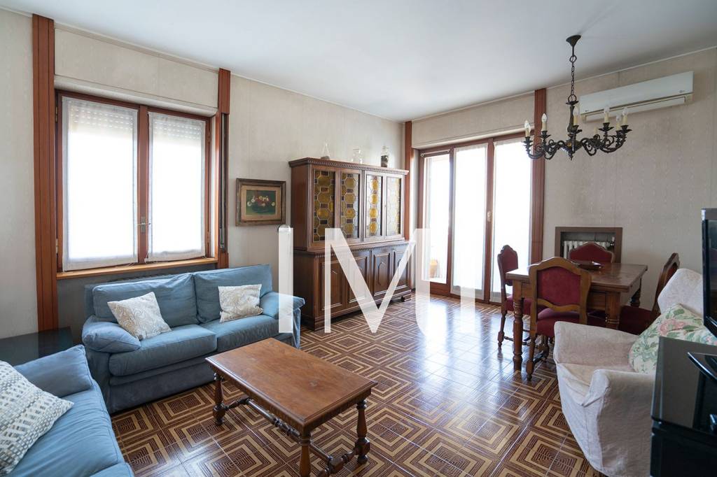 appartamento in vendita a Milano in zona Corvetto