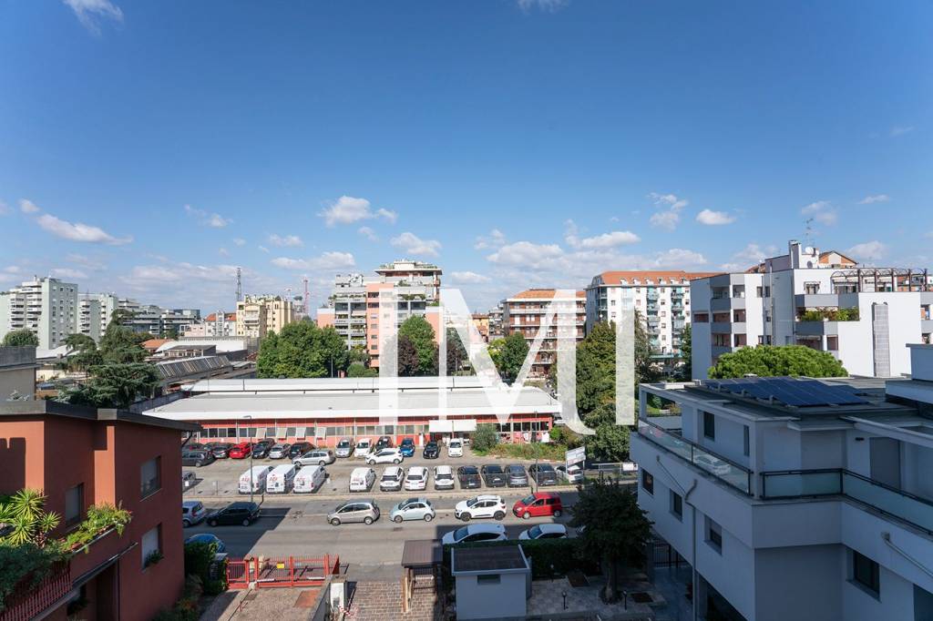 appartamento in vendita a Milano in zona Corvetto