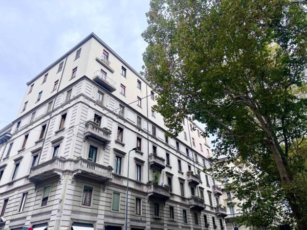 ufficio in vendita a Milano in zona Centro Direzionale