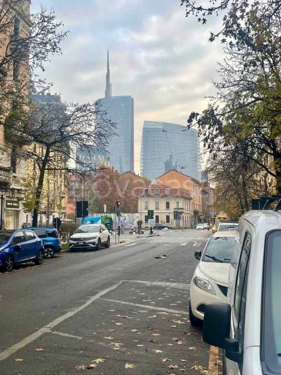 appartamento in vendita a Milano in zona Isola