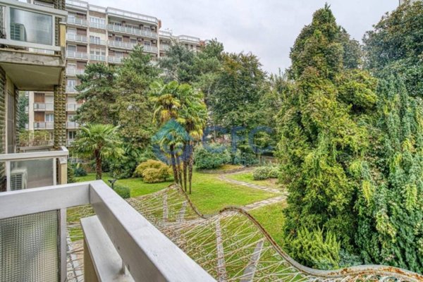 appartamento in vendita a Milano in zona Vigentino