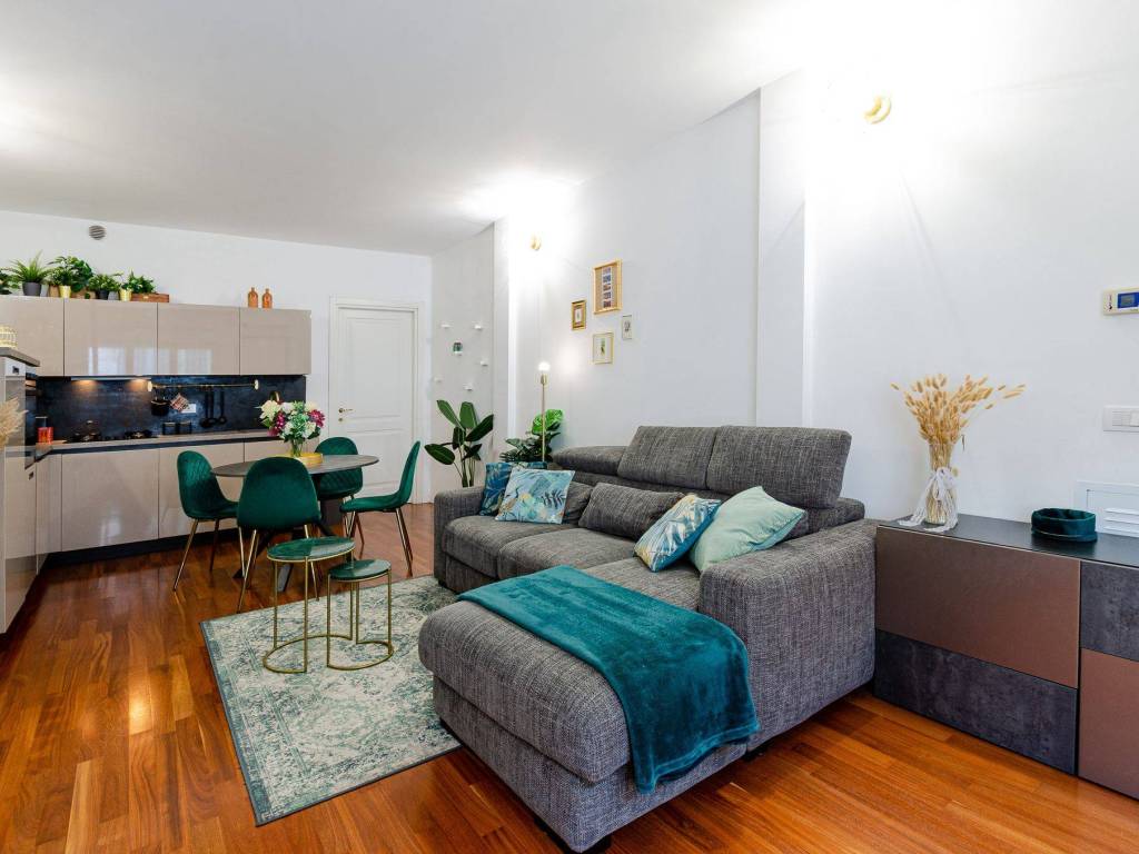 appartamento in vendita a Milano in zona Vigentino