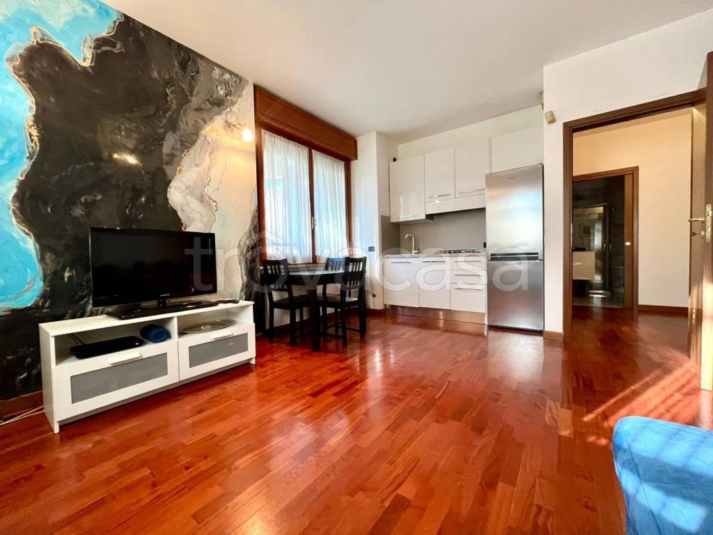 appartamento in vendita a Milano in zona Vigentino