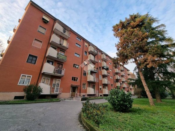 appartamento in vendita a Milano in zona Trenno