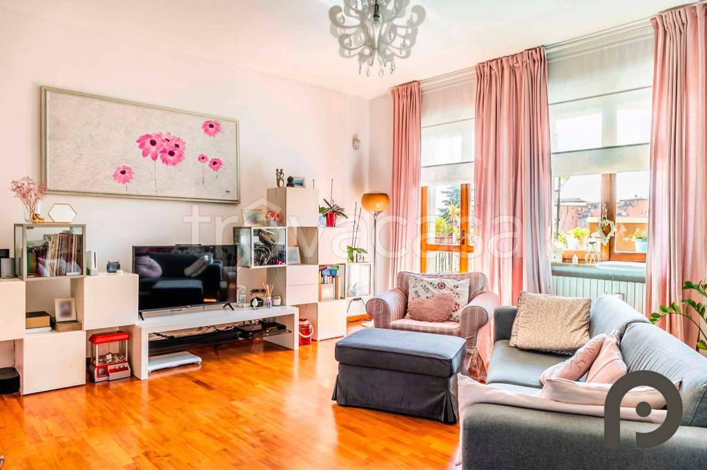 appartamento in vendita a Milano in zona Maggiolina