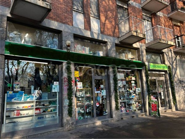 negozio in vendita a Milano