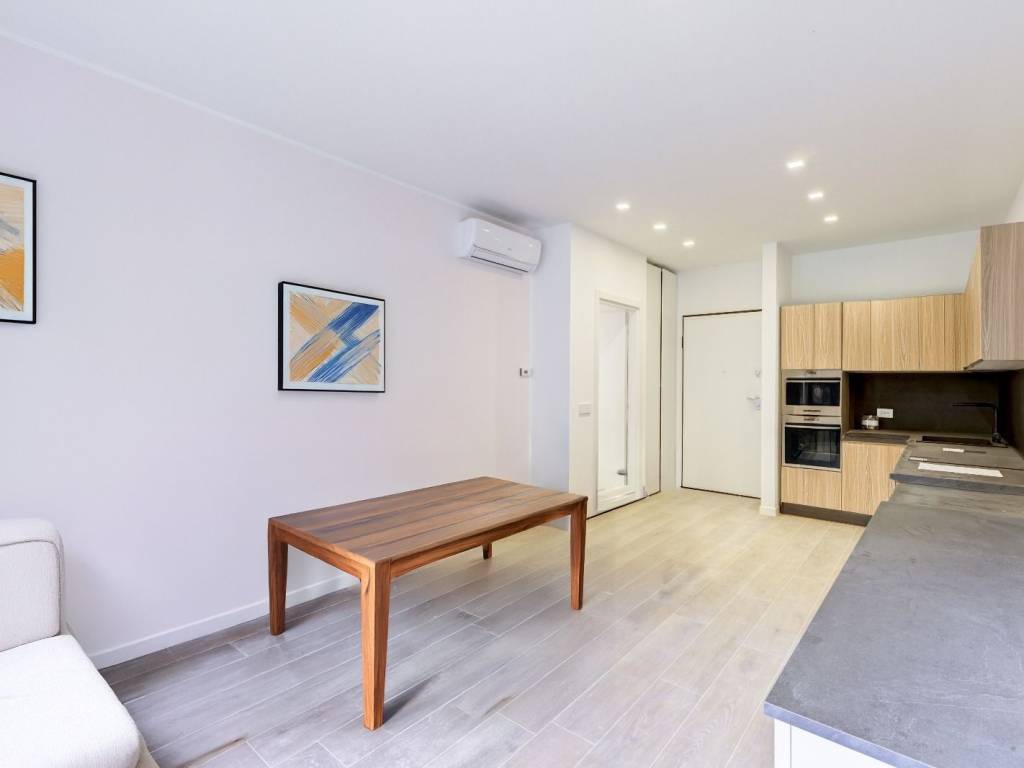 appartamento in vendita a Milano in zona Sempione