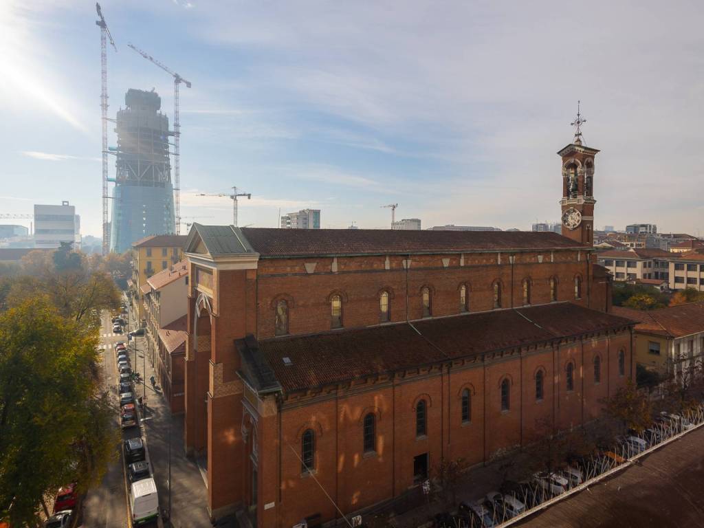 appartamento in vendita a Milano in zona Porta Romana