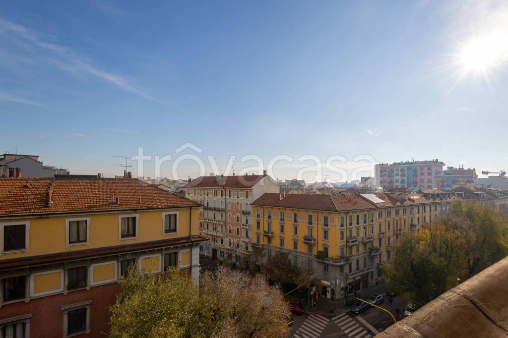 appartamento in vendita a Milano in zona Porta Romana