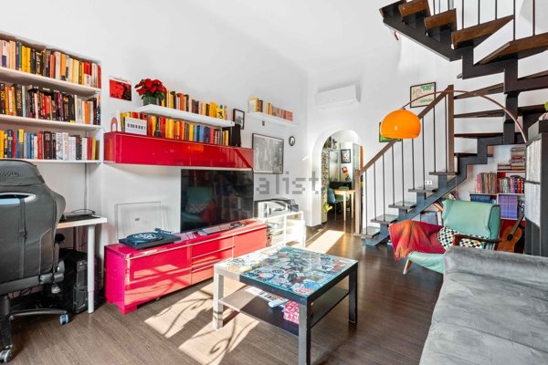 appartamento in vendita a Milano in zona Bocconi