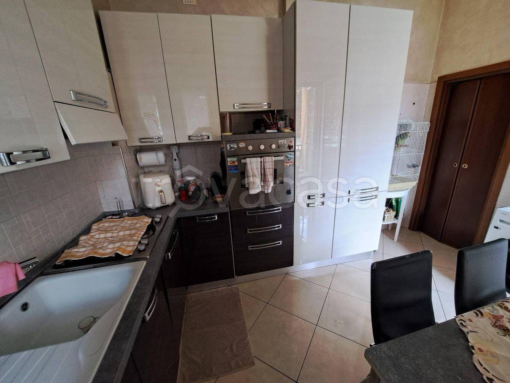 appartamento in vendita a Milano in zona Vialba