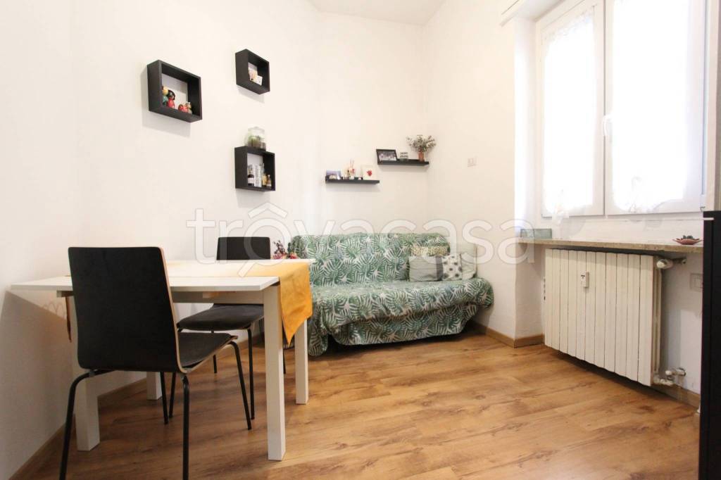 appartamento in vendita a Milano in zona Affori
