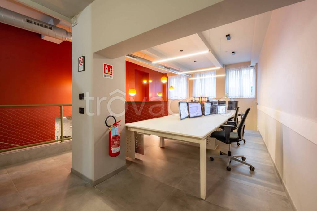 ufficio in vendita a Milano