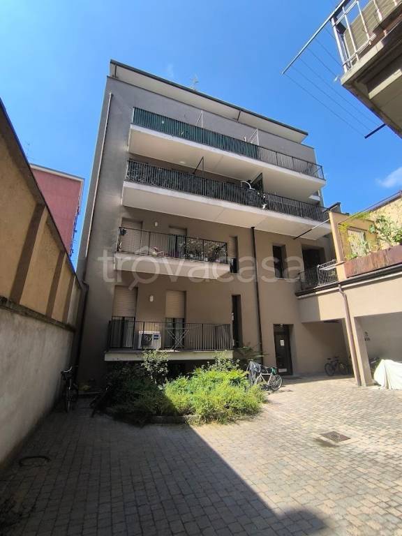 appartamento in vendita a Milano in zona Bovisa