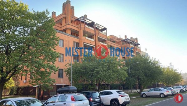 appartamento in vendita a Milano in zona Gratosoglio