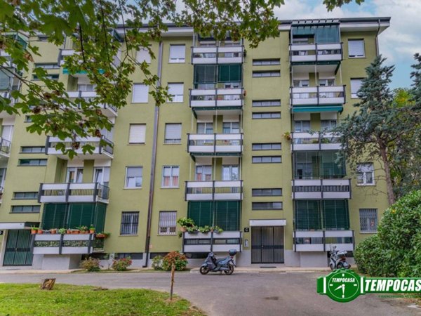 appartamento in vendita a Milano in zona Affori
