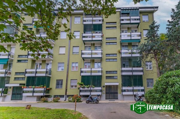 appartamento in vendita a Milano in zona Quarto Oggiaro