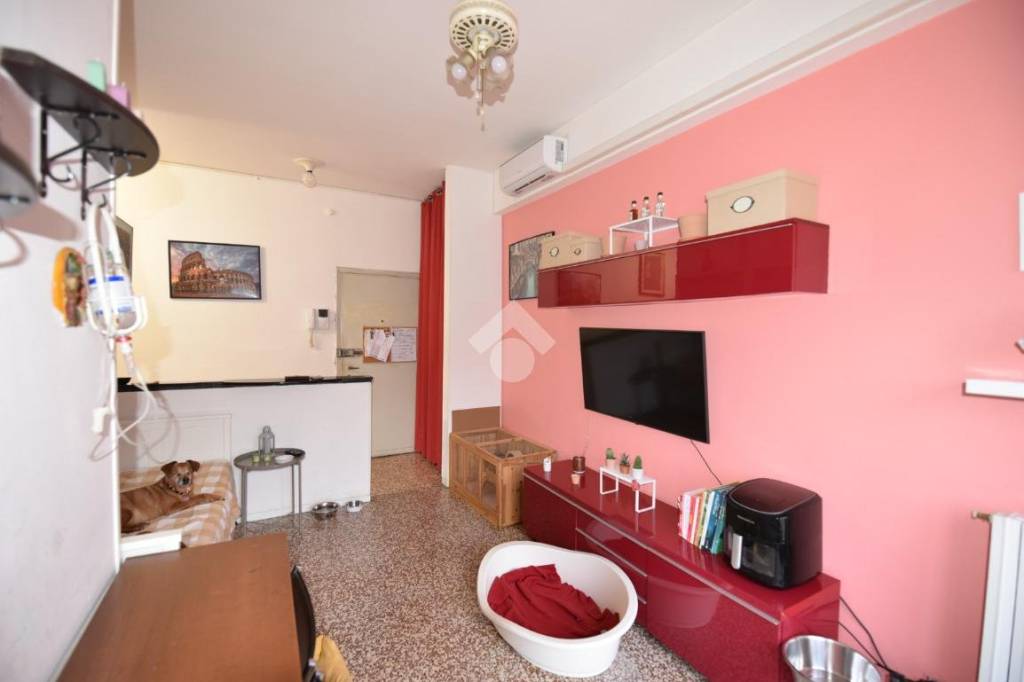 appartamento in vendita a Milano in zona Forlanini